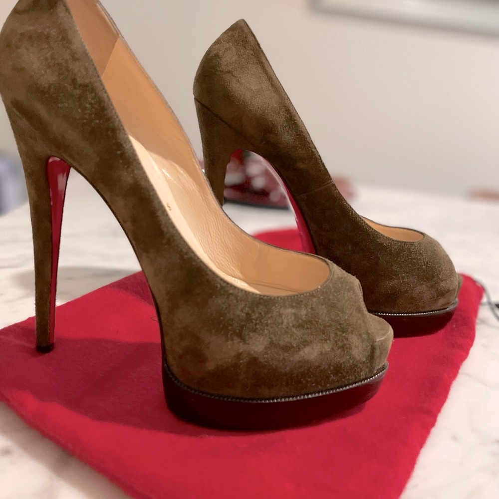 Christian Louboutin Pumps Size 40